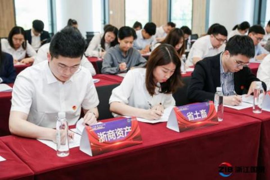 16203727539689483gmD.jpg 2.jpg